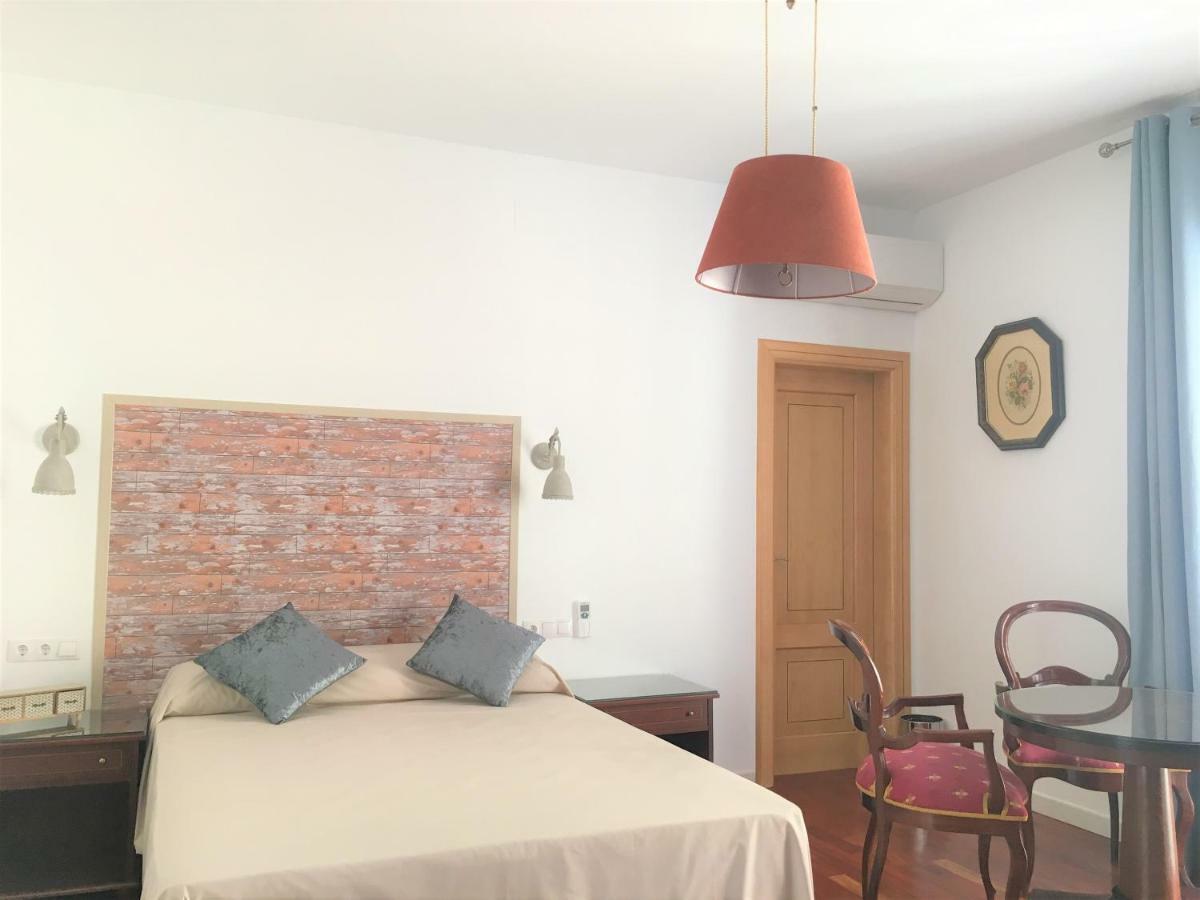 Appartamento Mariam House Cadice Esterno foto